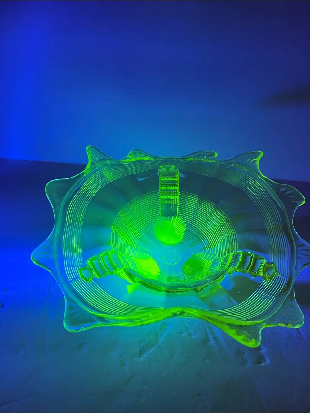 Antique 1890’s Northwood Vaseline Glass Fluted Scrolls Yellow Uranium Glass Bowl